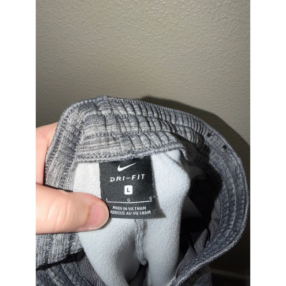 Boys Nike Drifit Joggers Size Large